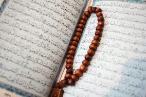 طرق تثبيت حفظ القرآن مع المراجعة المستمرة