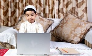 أخطاء الأطفال أثناء حفظ القرآن وكيفية علاجها